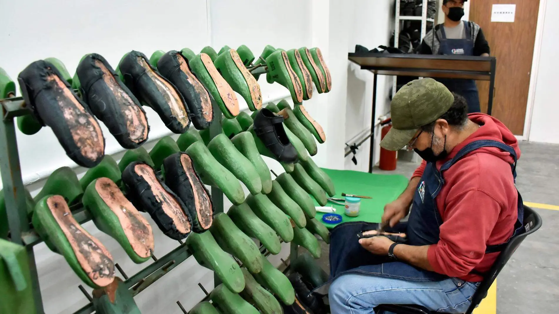 Fabriación Zapatos escolares